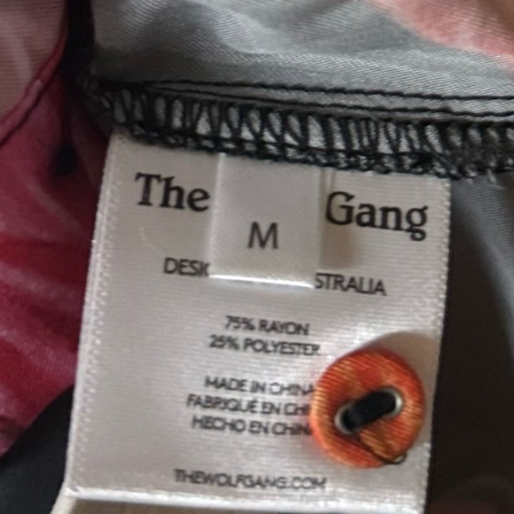 NEW NWT The Wolf Gang Bold Romantic Noir Floral Button Down M Valentines Day - Picture 10 of 13